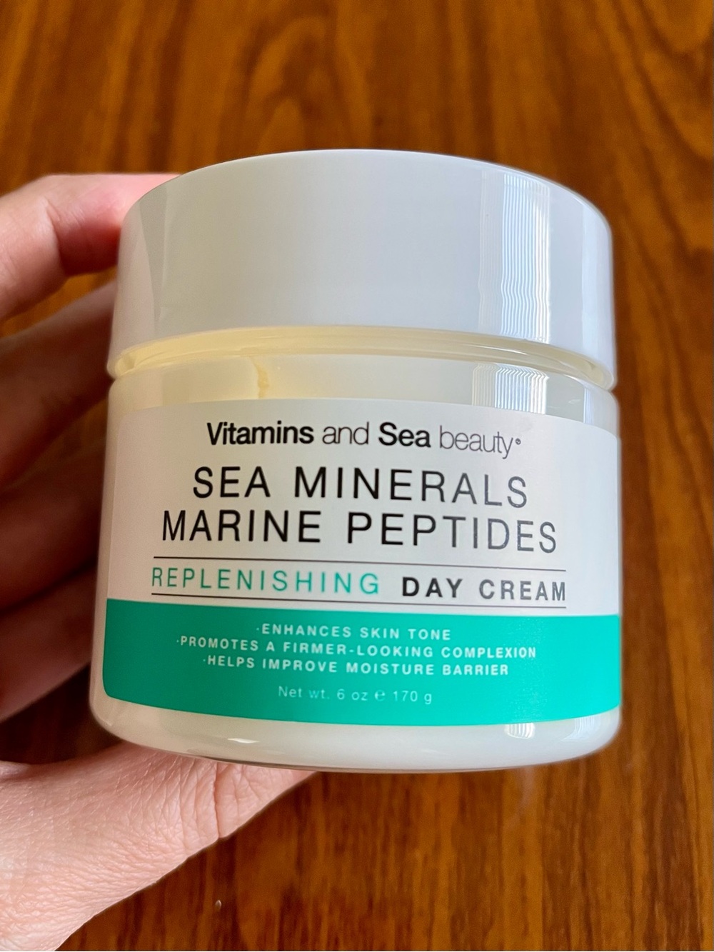 Vitamins and Sea beauty Sea Minerals Marine Peptides Replenishing Day Cream 6 oz